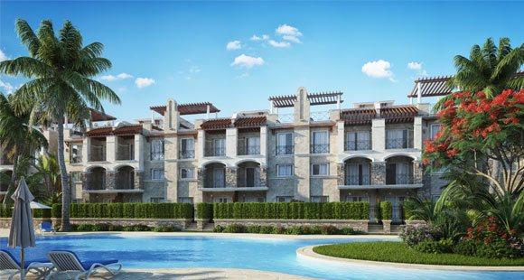 منظر البحيرة بشاليهات العين السخنة